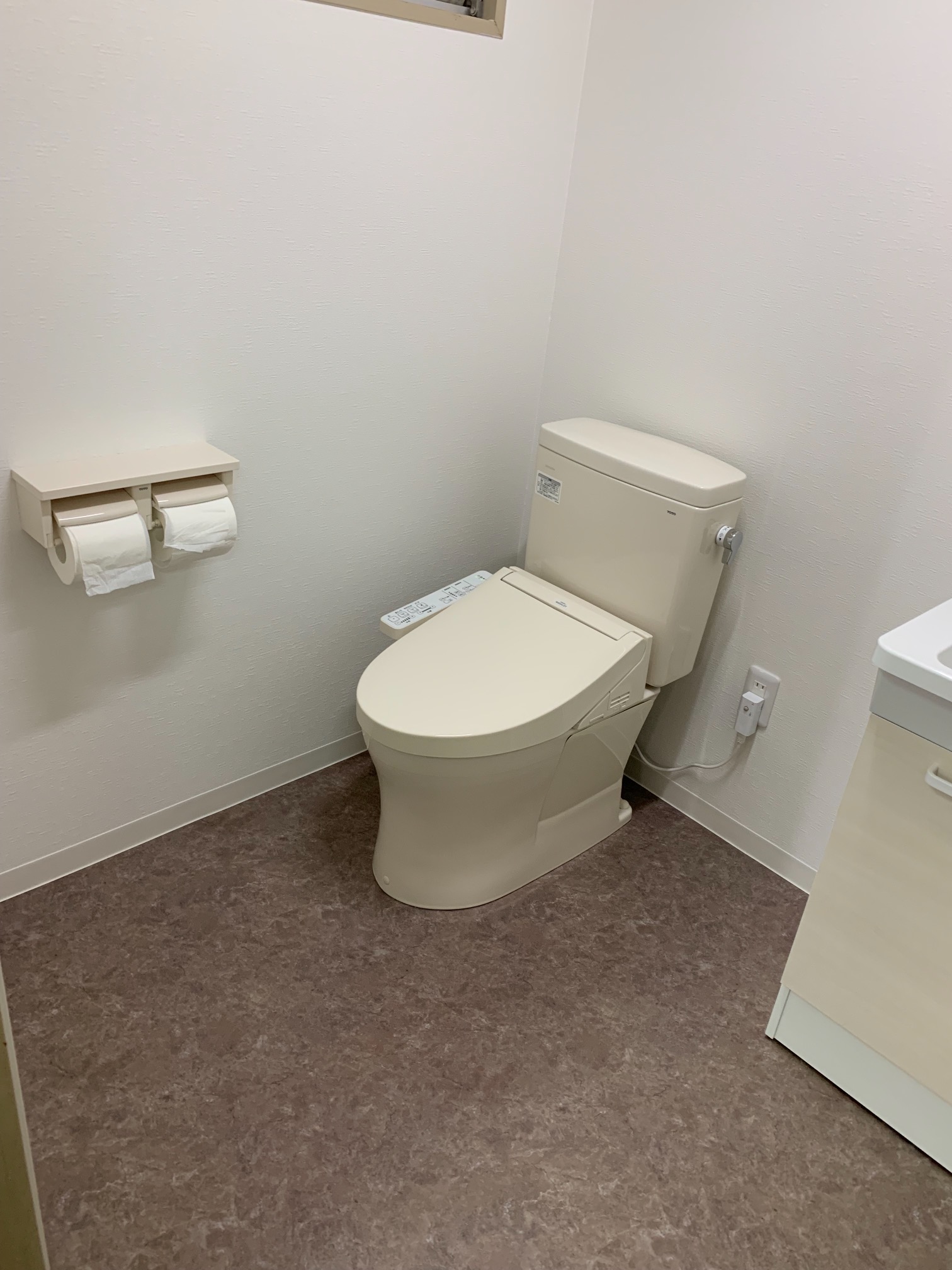 トイレ改修工事イメージ02